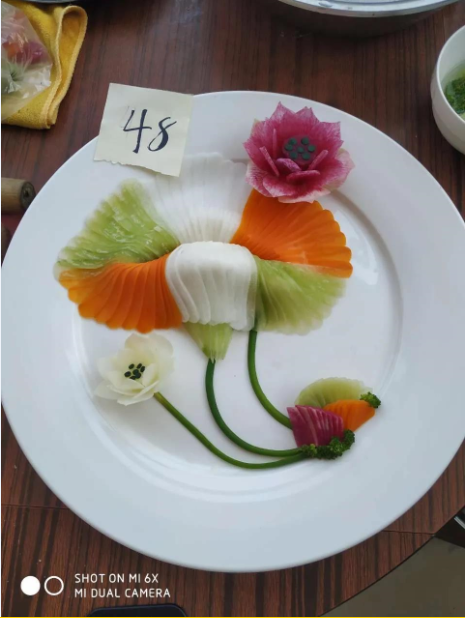 158879038126650930.png