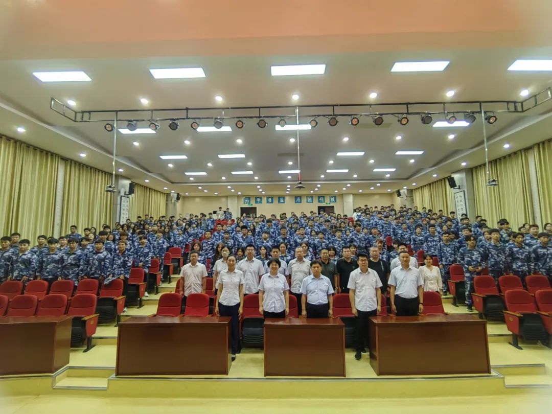 厚植育人沃土 培养大国工匠|中餐学院举行专业解读会暨“三导师制”聘任仪式